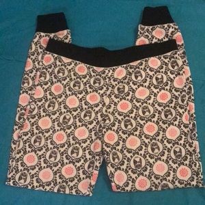 Owl print bottoms, size L